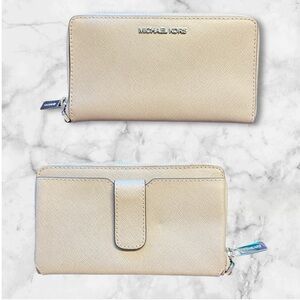 MICHAEL KORS Zip Around Saffiano Leather Wallet Gray – EUC